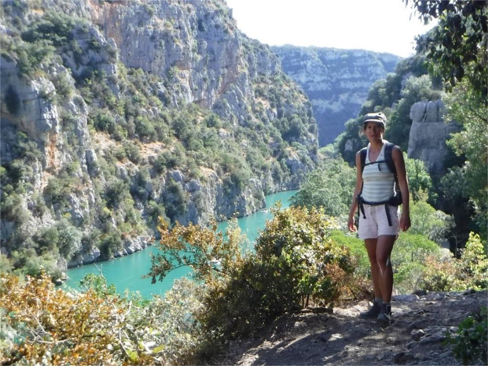 Randonnée en solo ou en groupe dans les gorges du verdon