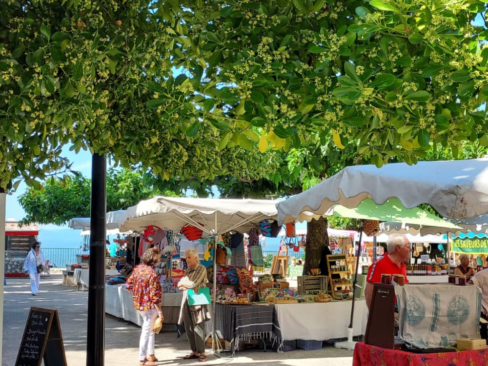 Marché dans les gorges du Verdon